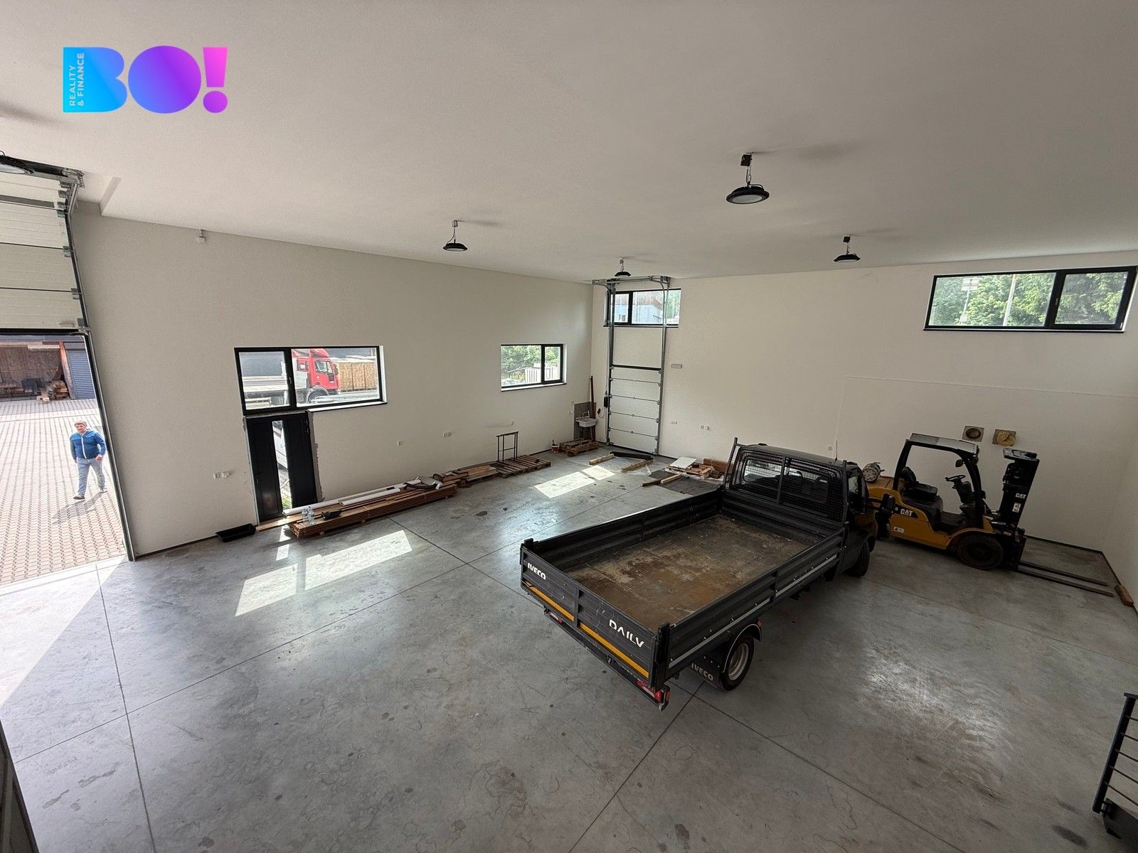 Pronájem komerčního prostoru 439 m² - foto 3