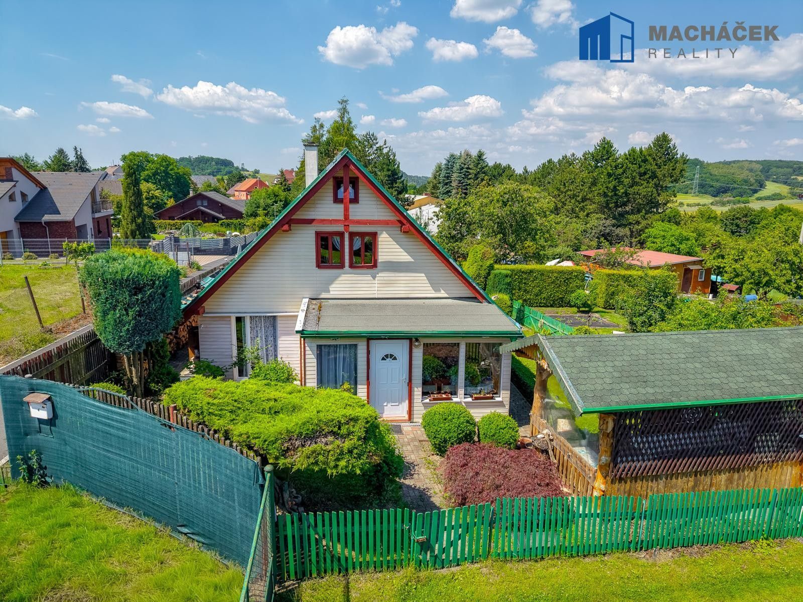 Prodej domu 90 m² - foto 1