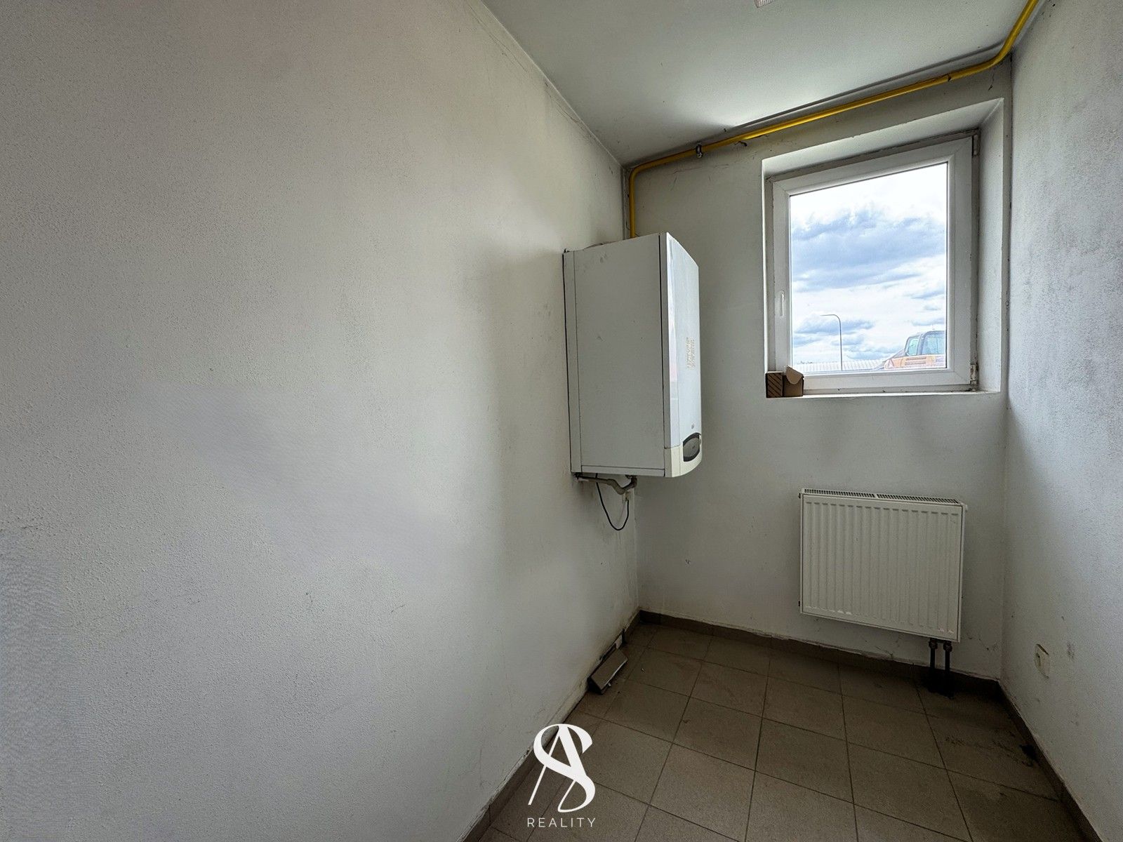 Pronájem komerčního prostoru 1565 m² - foto 8