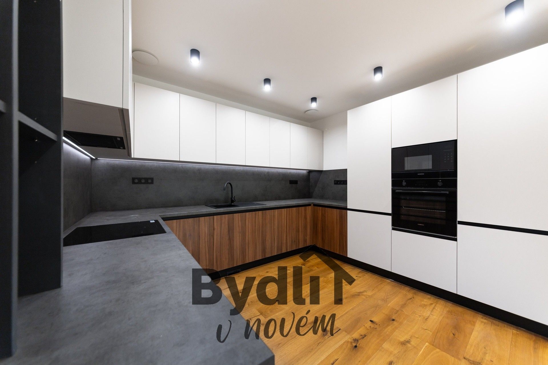 Prodej domu 184 m² - foto 4