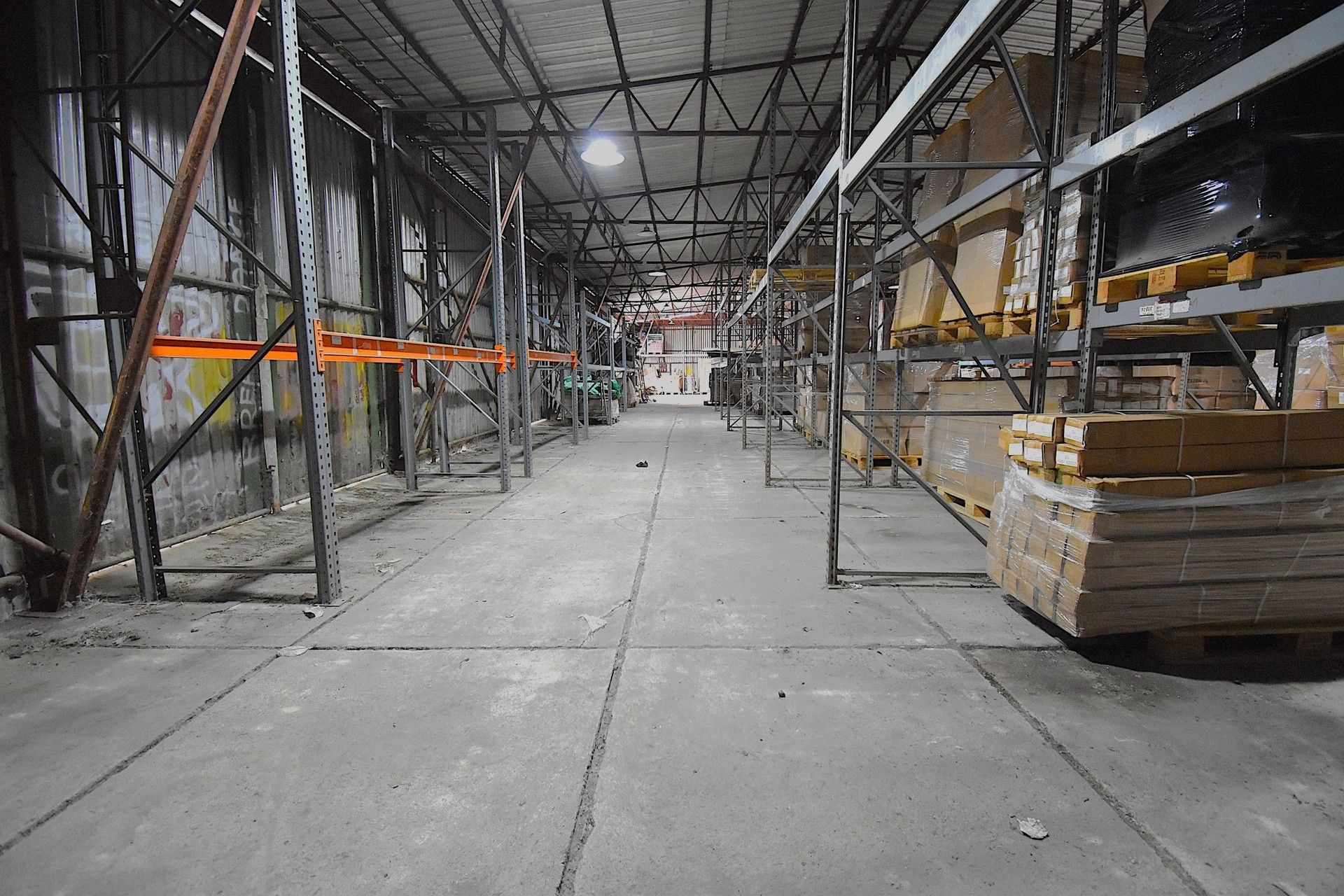 Pronájem komerčního prostoru 340 m² - foto 3