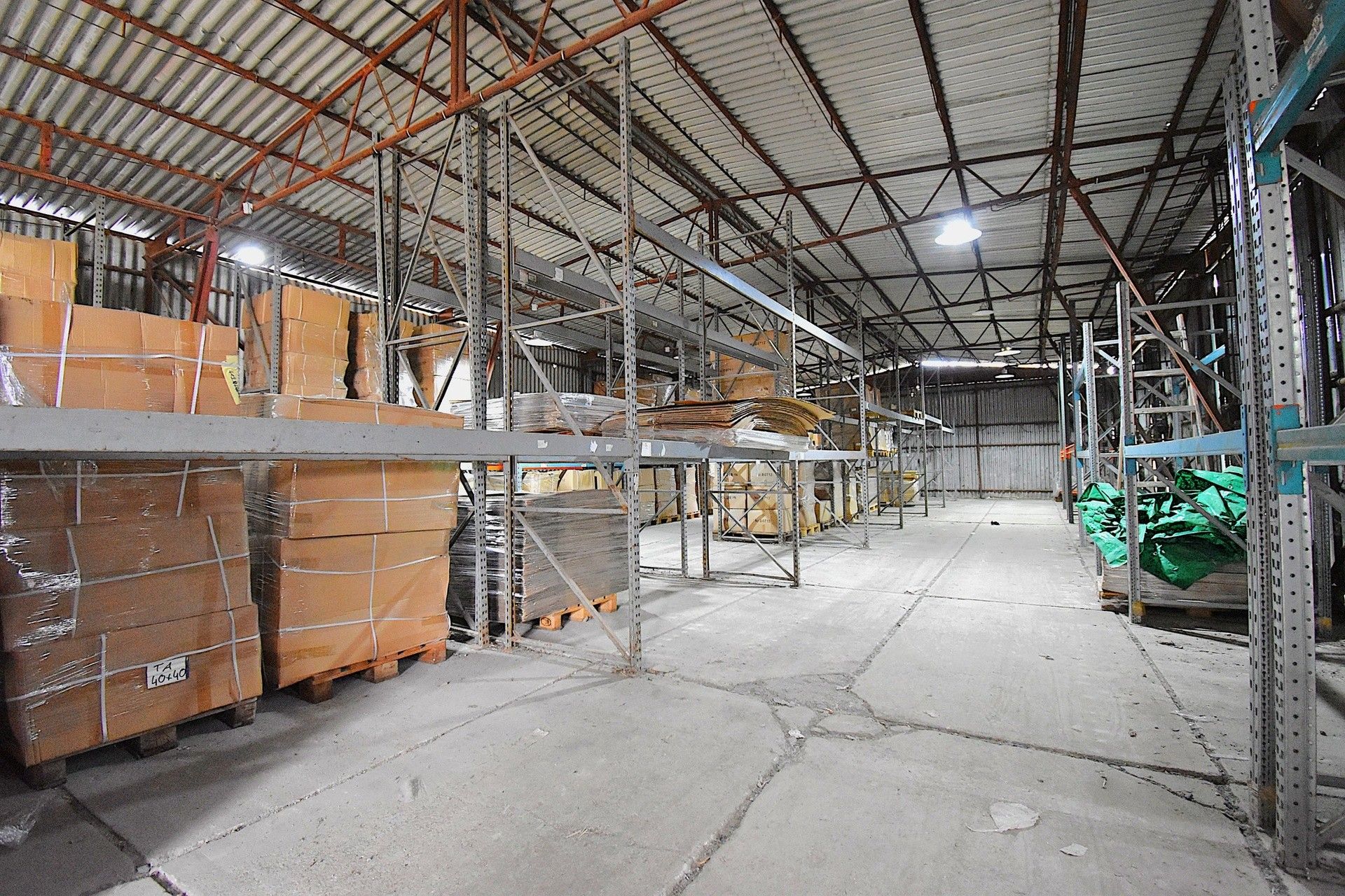 Pronájem komerčního prostoru 340 m² - foto 9
