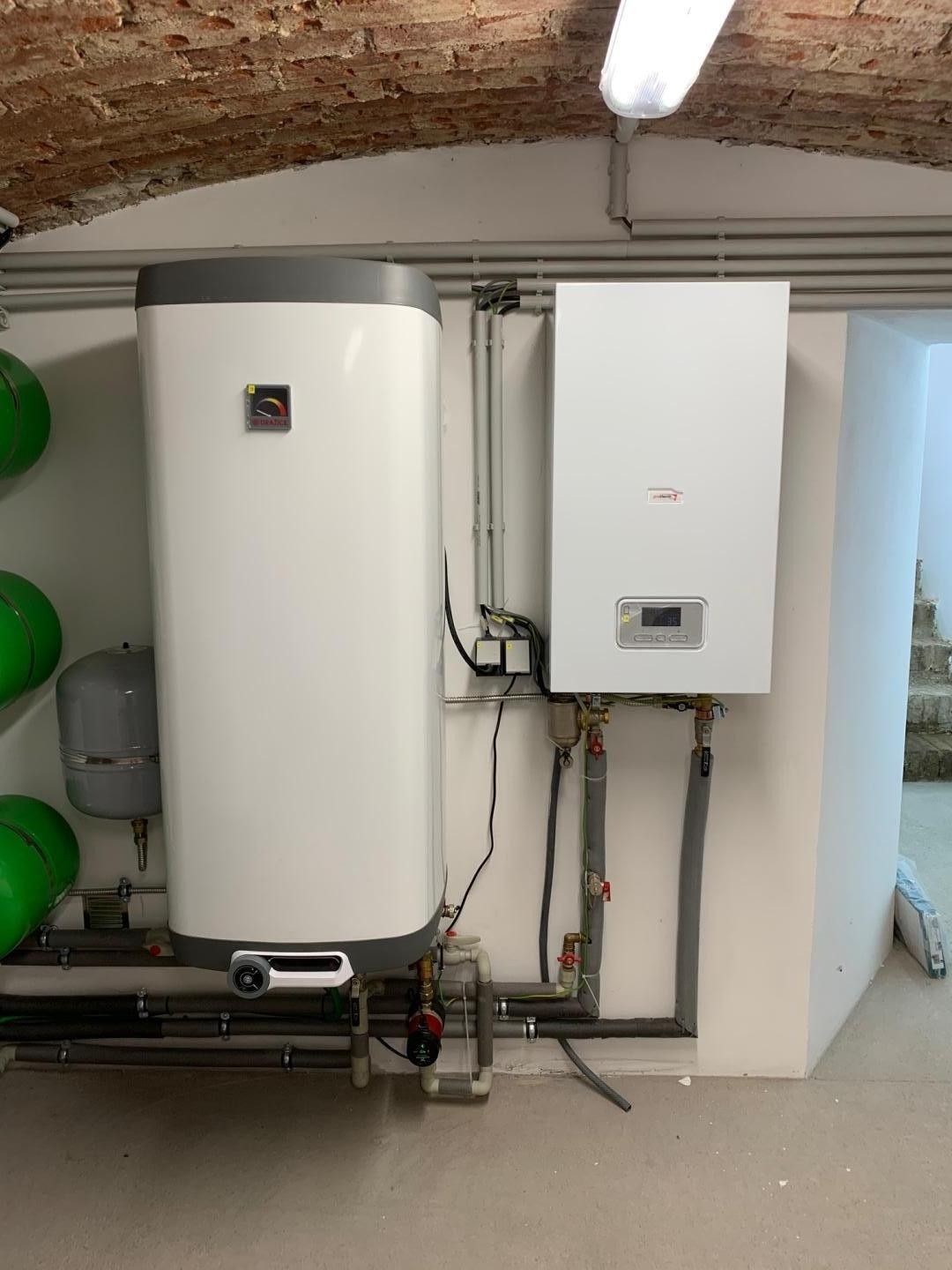 Pronájem bytu 2+kk 95 m² - foto 3
