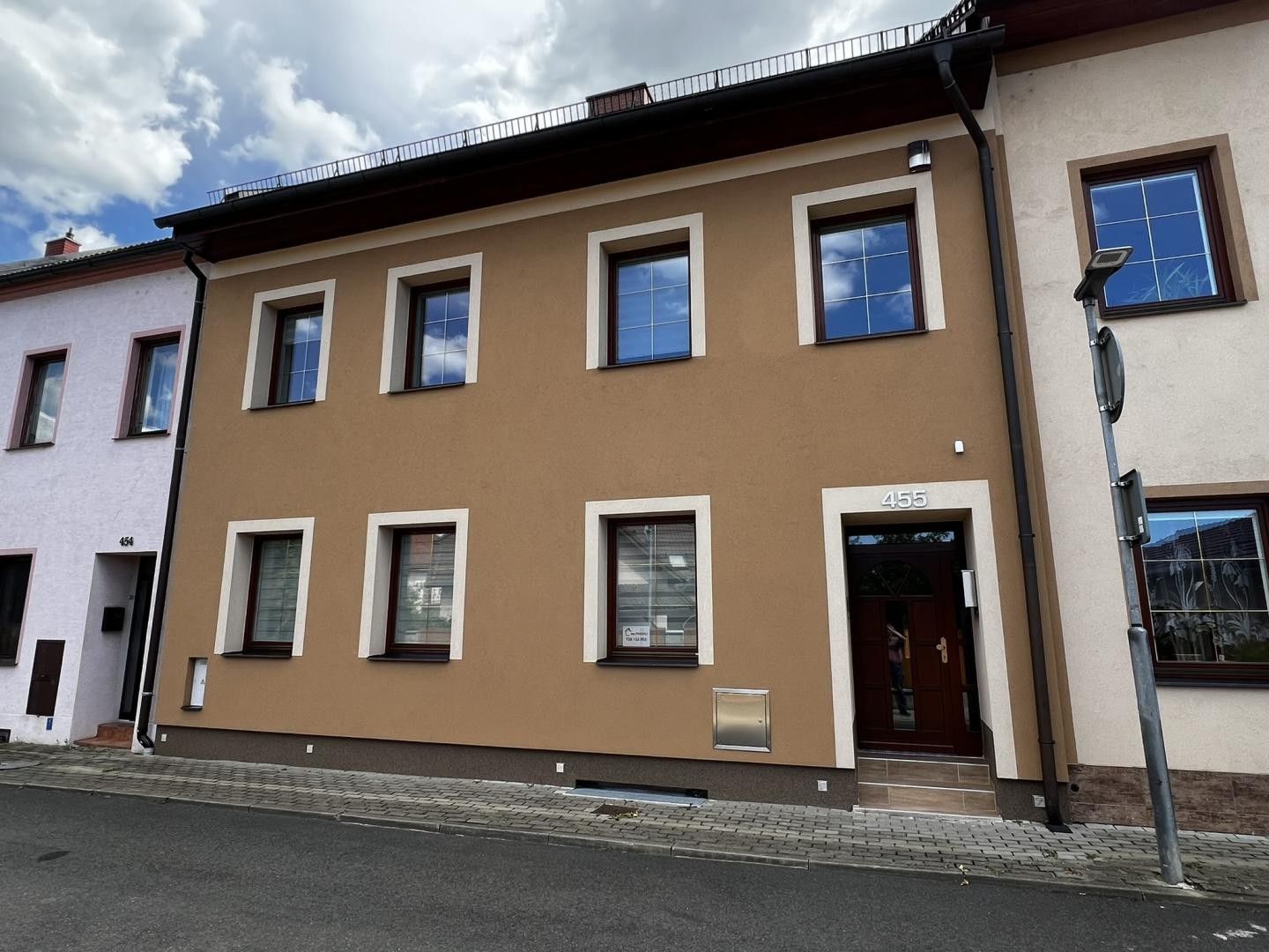 Pronájem bytu 2+kk 95 m² - foto 1