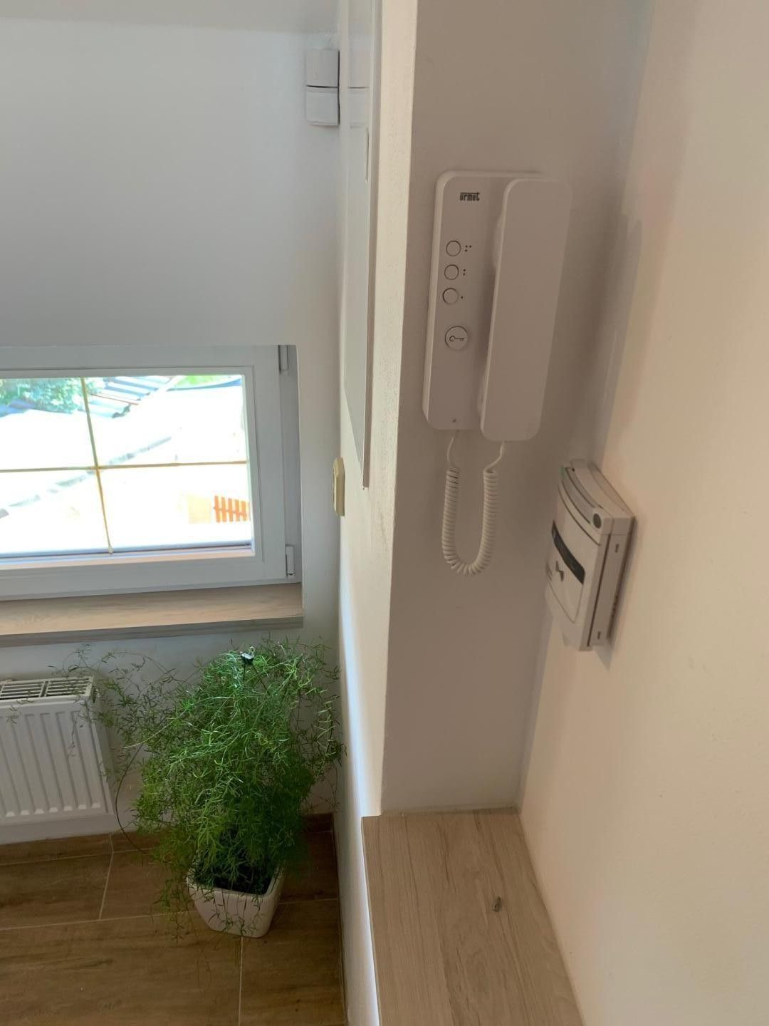 Pronájem bytu 2+kk 95 m² - foto 4