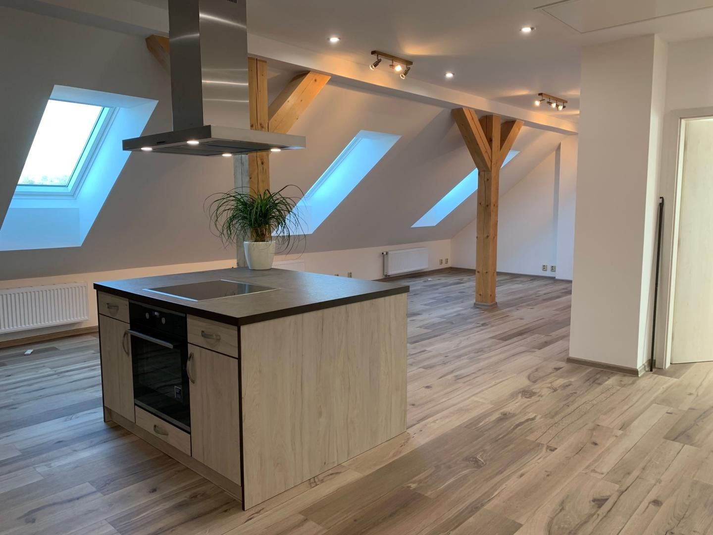 Pronájem bytu 2+kk 95 m² - foto 19