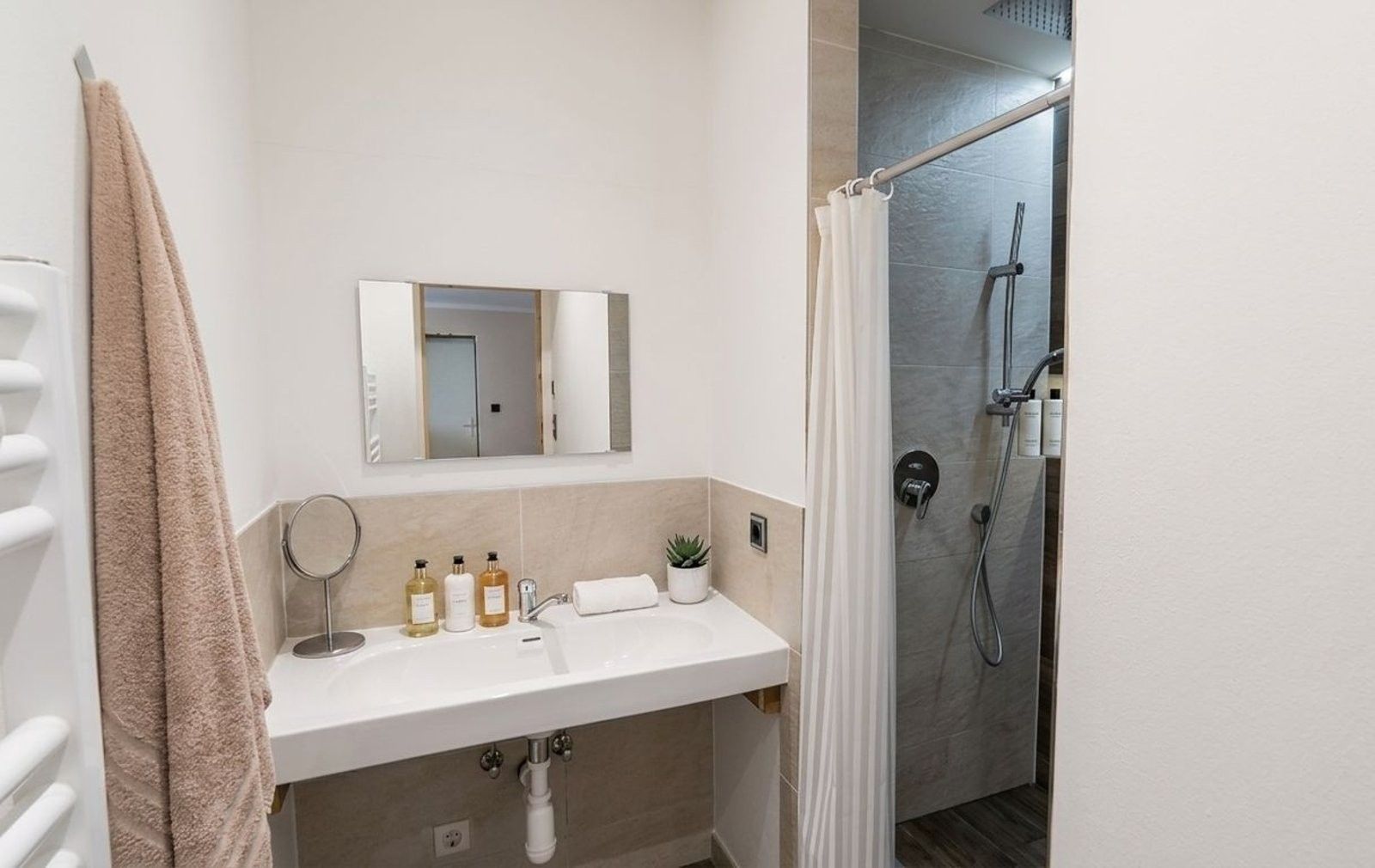 Prodej domu 400 m² - foto 16