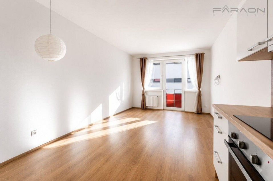 Pronájem bytu 1+kk 32 m² - foto 5