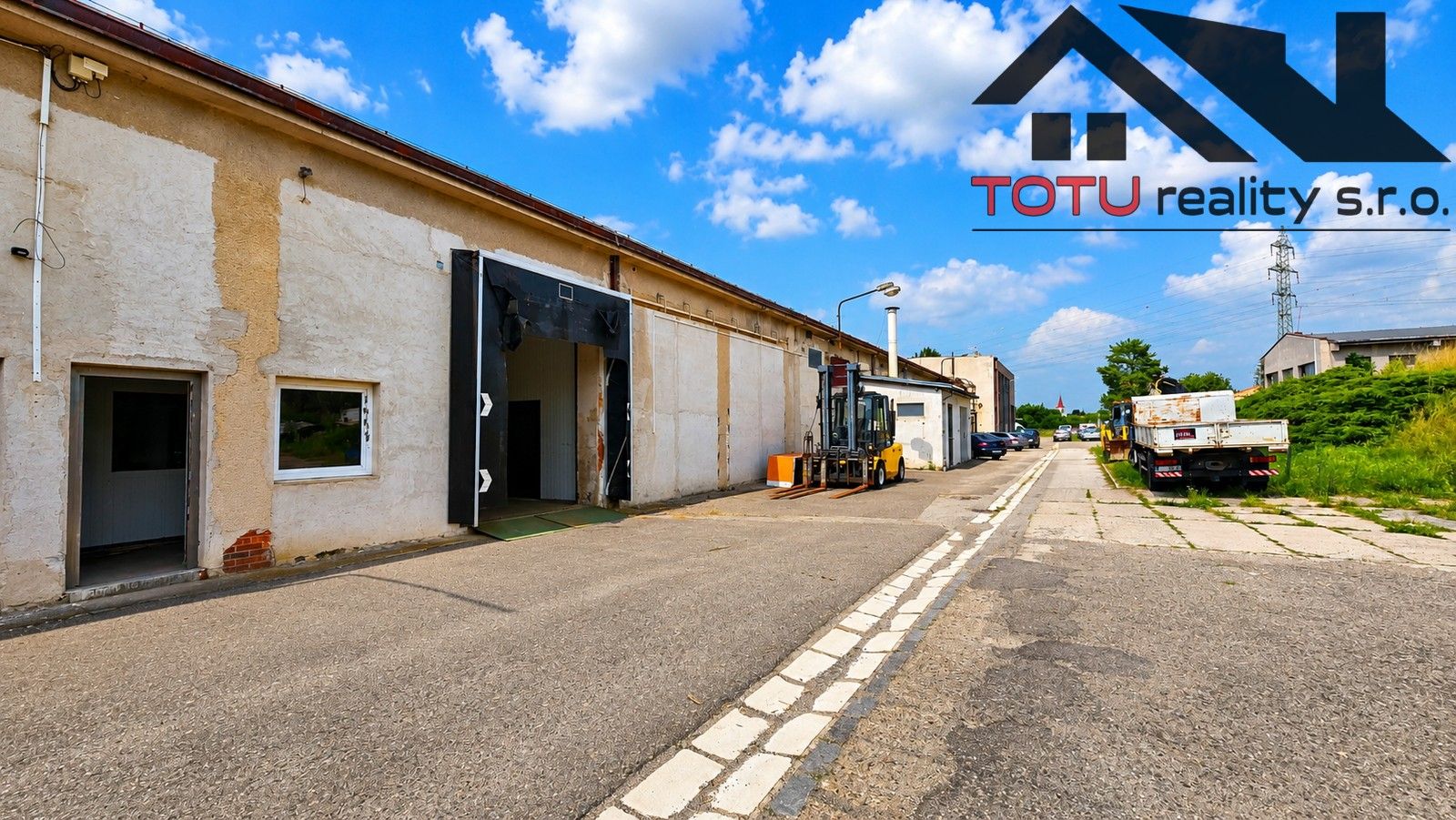 Pronájem komerčního prostoru 187 m² - foto 1