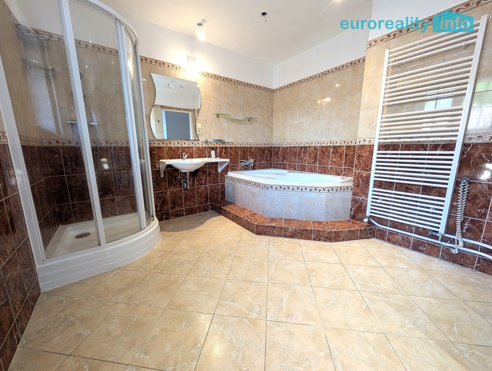 Prodej domu 240 m² - foto 19