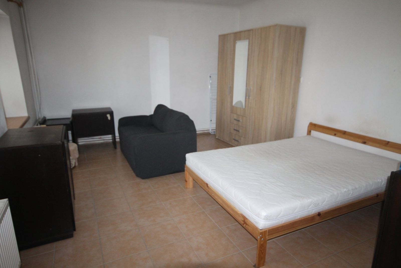 Pronájem bytu 2+kk 58 m² - foto 5