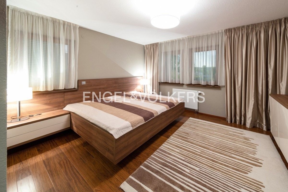 Pronájem domu 170 m² - foto 4