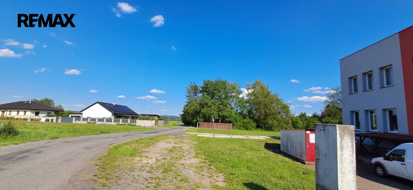 Prodej pozemku 4438 m² - foto 5