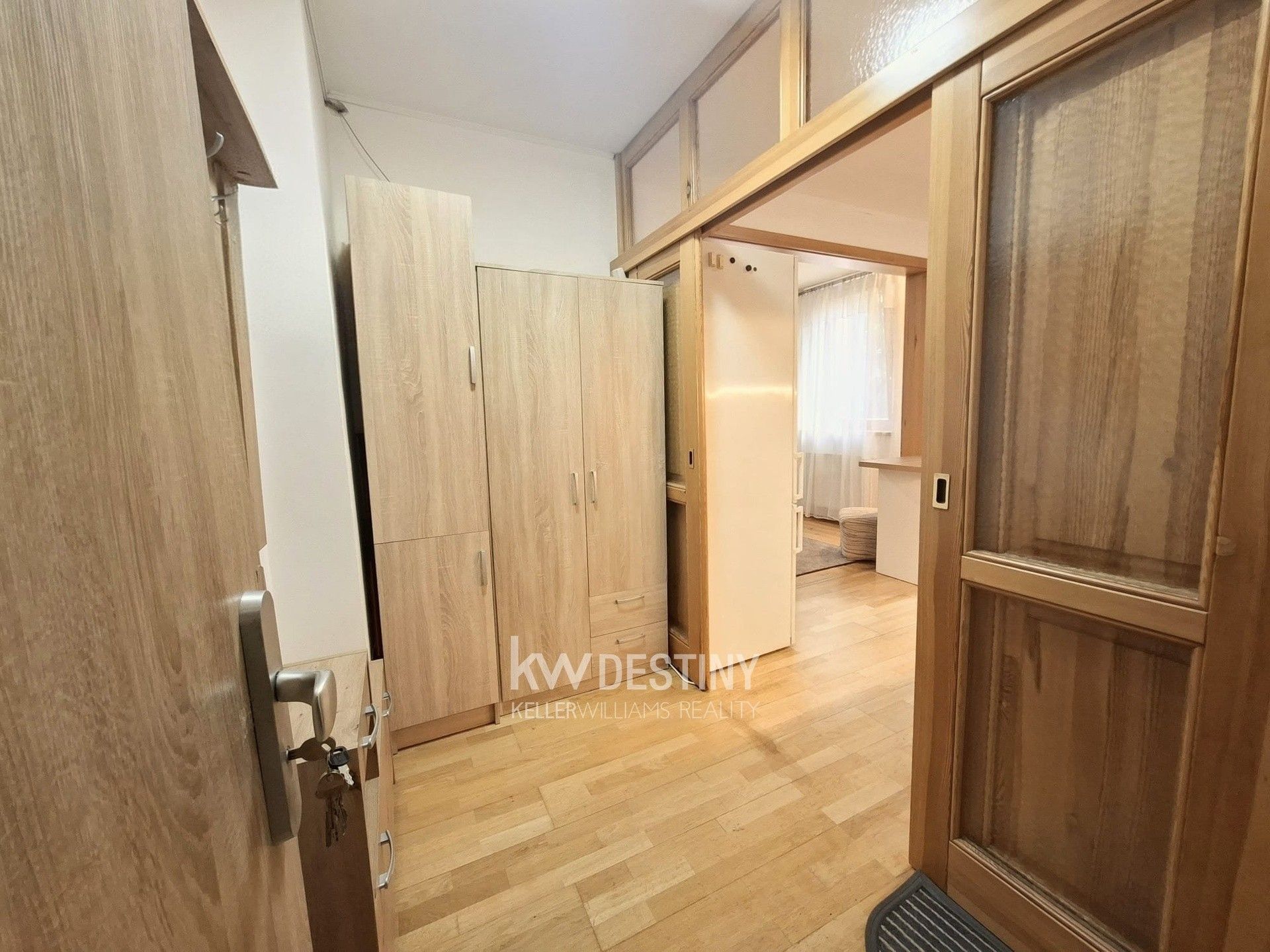 Pronájem bytu 2+1 75 m² - foto 2