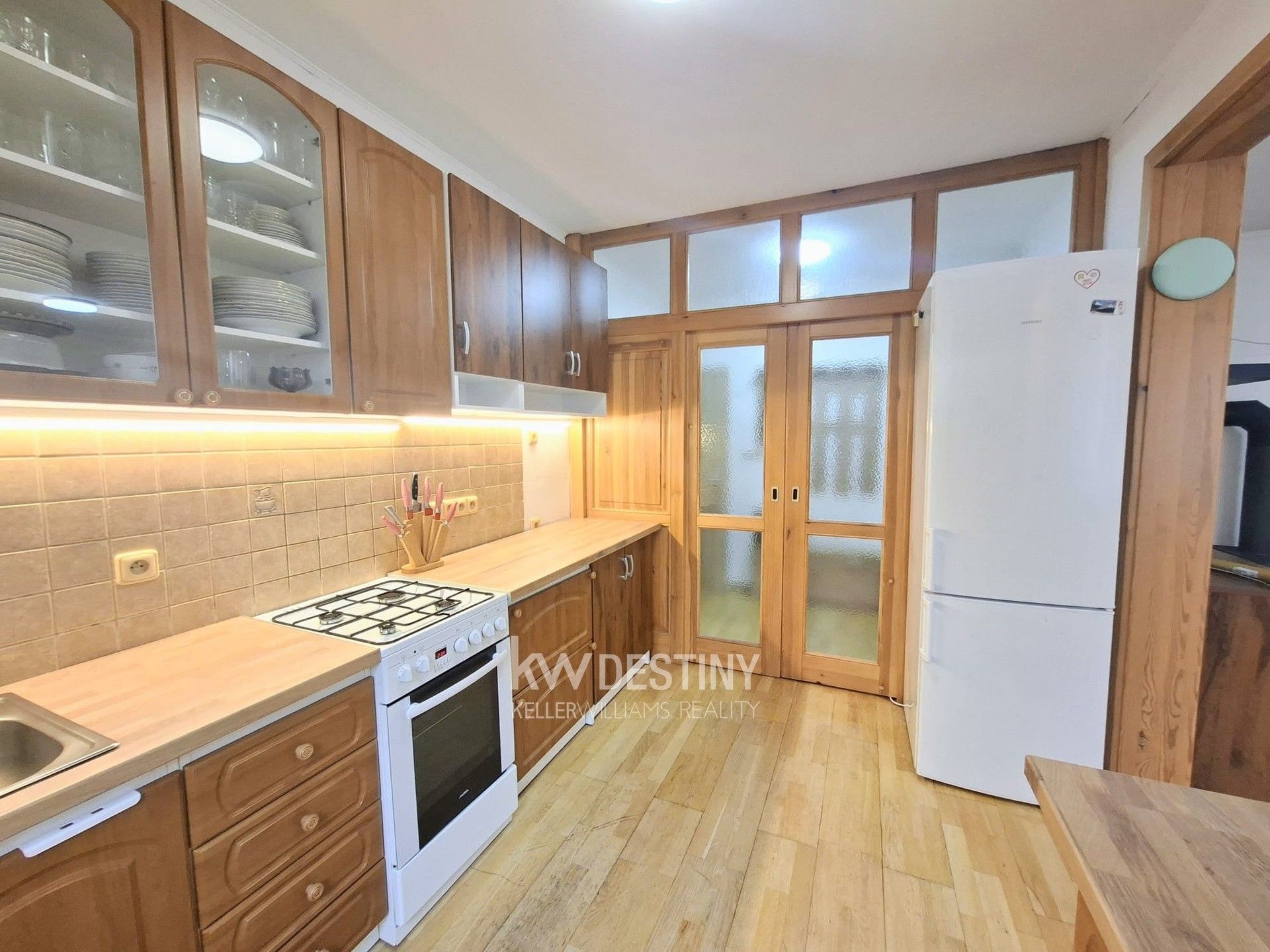 Pronájem bytu 2+1 75 m² - foto 3