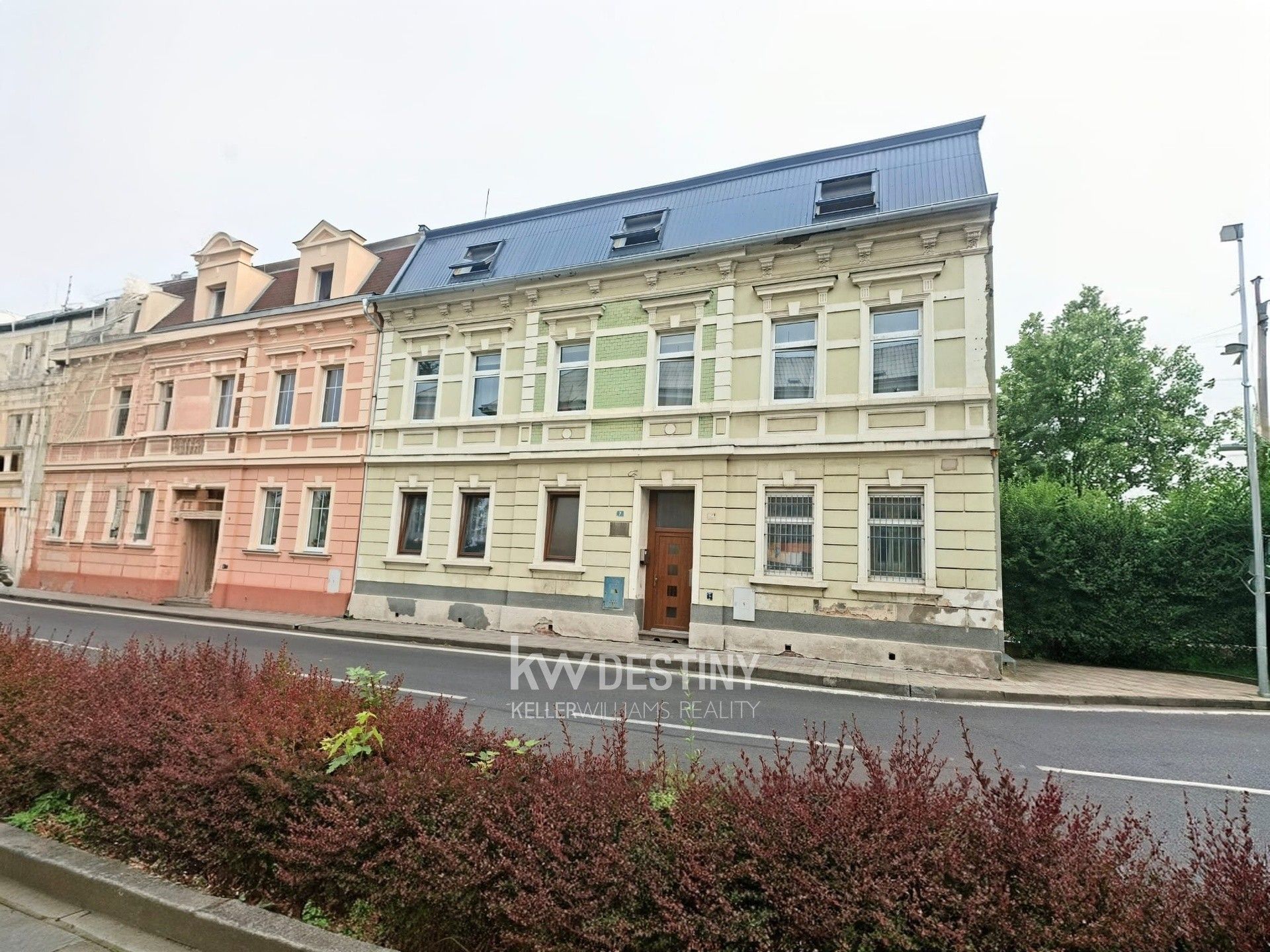 Pronájem bytu 2+1 75 m² - foto 1