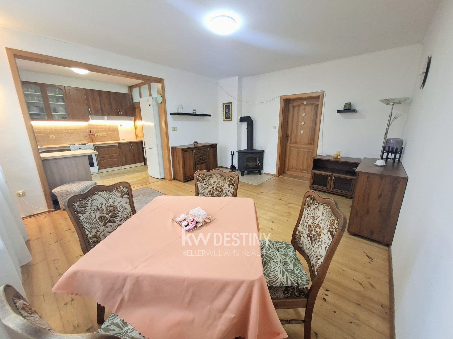 Pronájem bytu 2+1 75 m² - foto 5