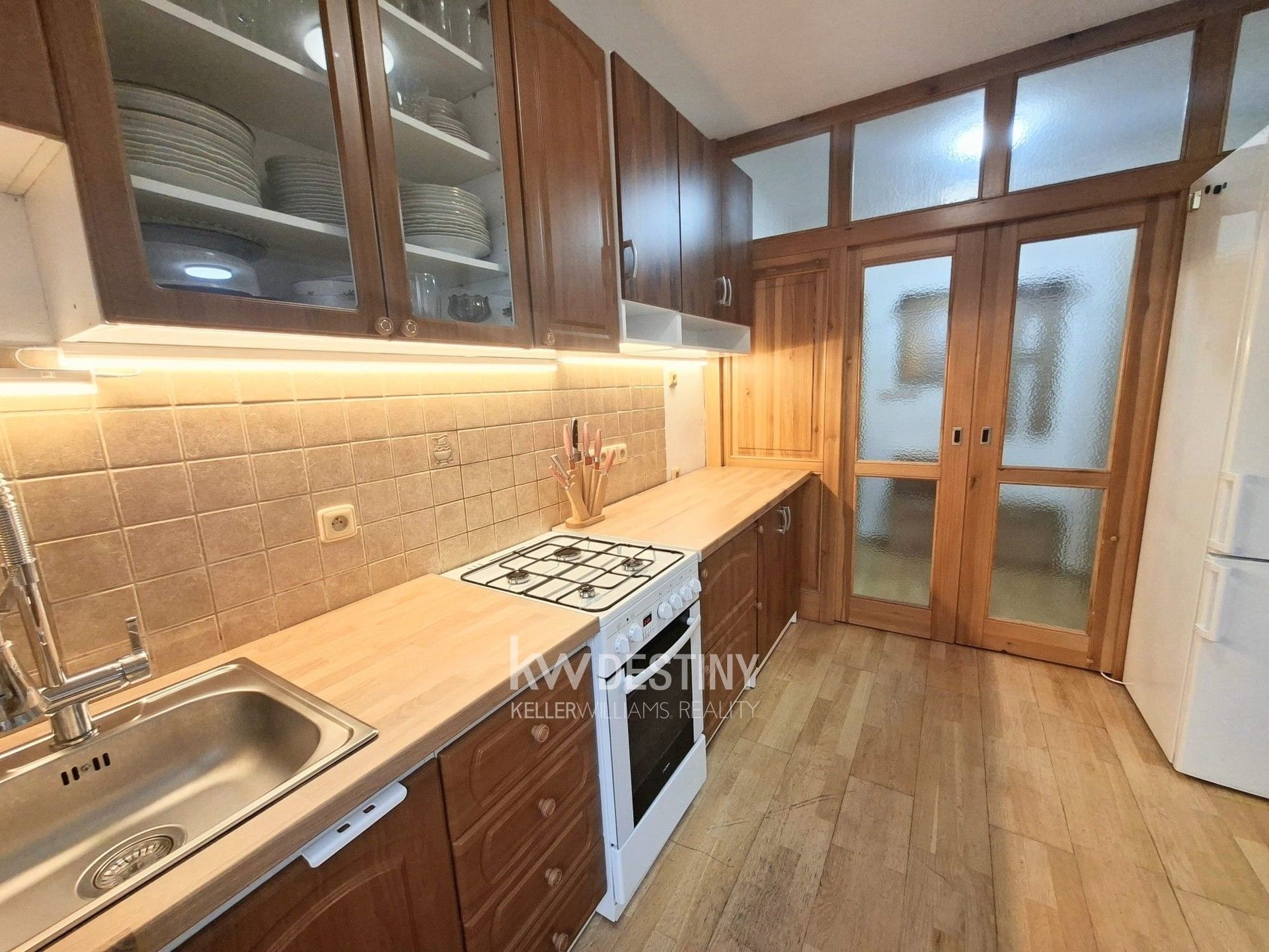 Pronájem bytu 2+1 75 m² - foto 11