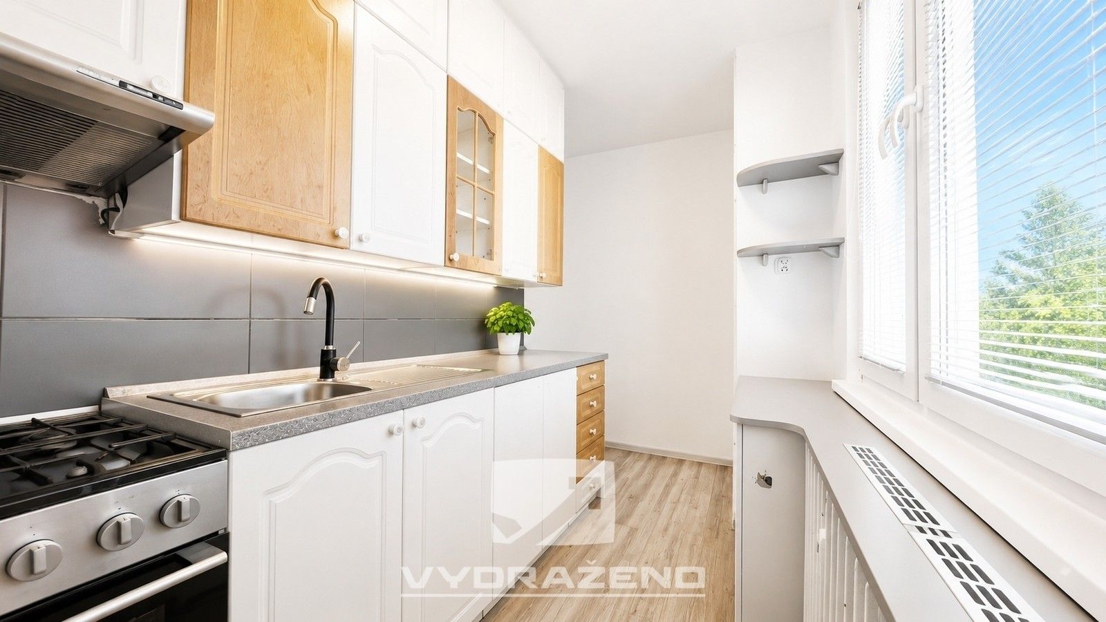 Prodej bytu 3+1 55 m² - foto 1