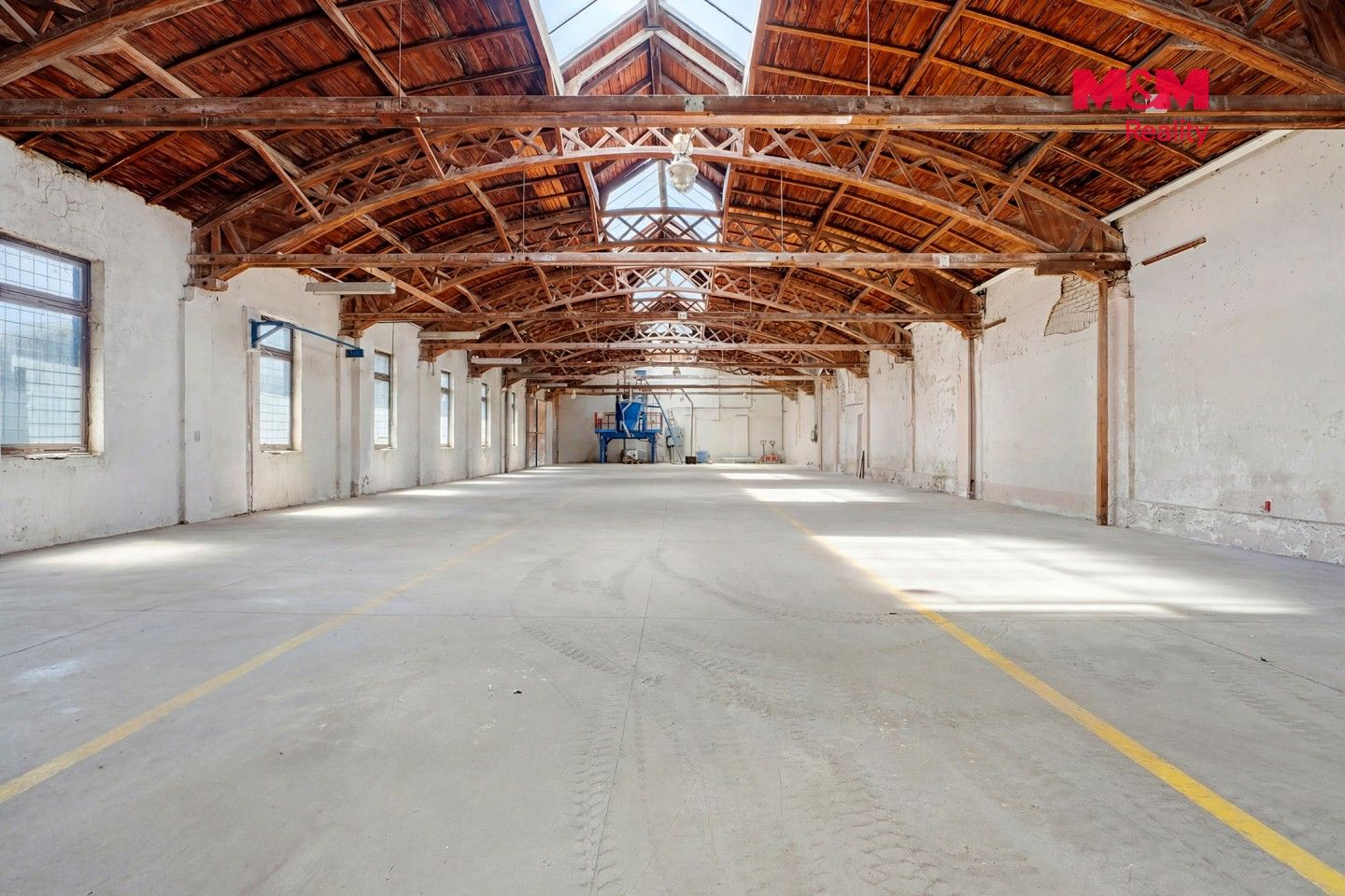 Prodej komerčního prostoru 3308 m² - foto 5