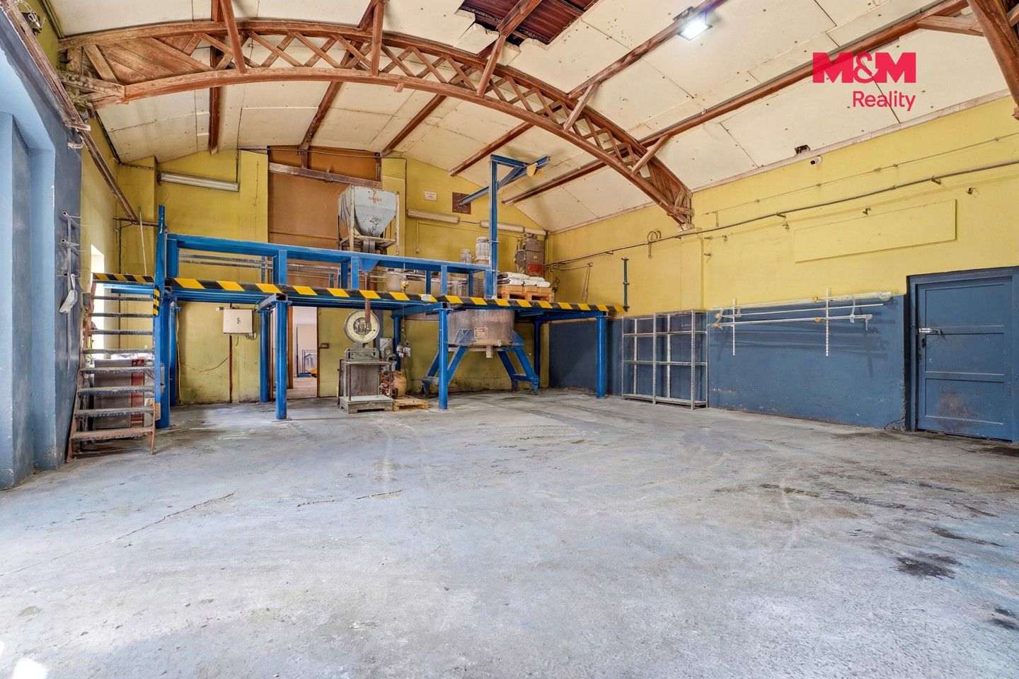 Prodej komerčního prostoru 3308 m² - foto 17