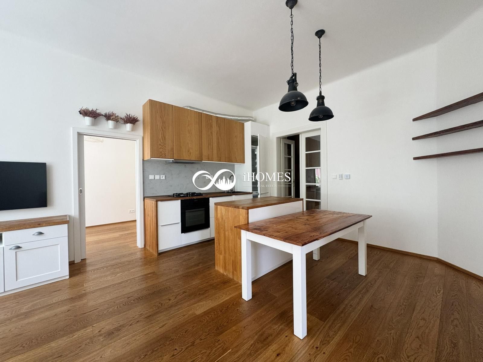 Pronájem bytu 3+kk 89 m² - foto 2