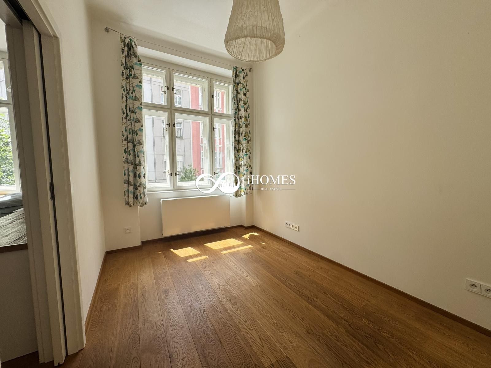 Pronájem bytu 3+kk 89 m² - foto 9