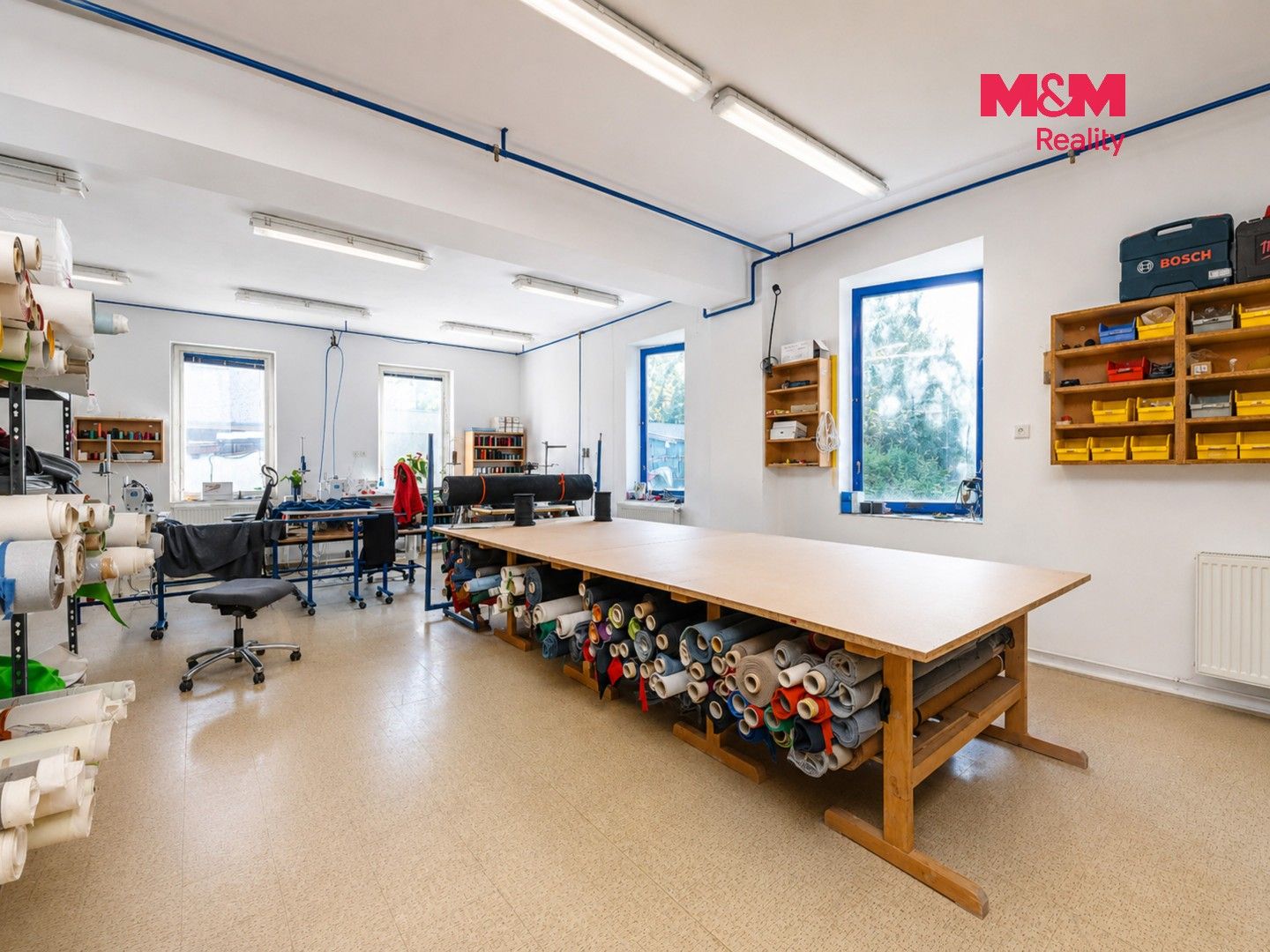 Prodej komerčního prostoru 1200 m² - foto 17