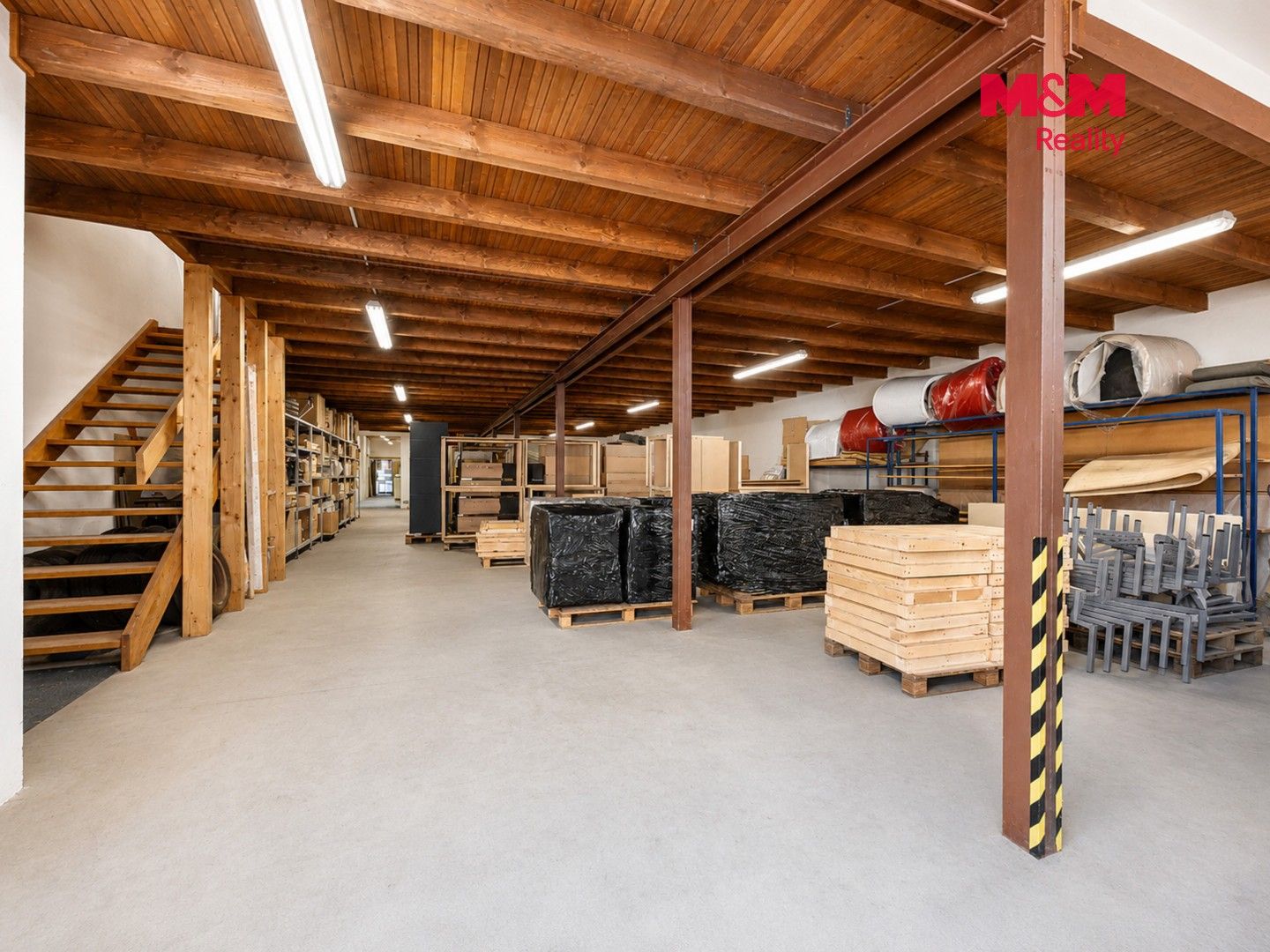 Prodej komerčního prostoru 1200 m² - foto 20