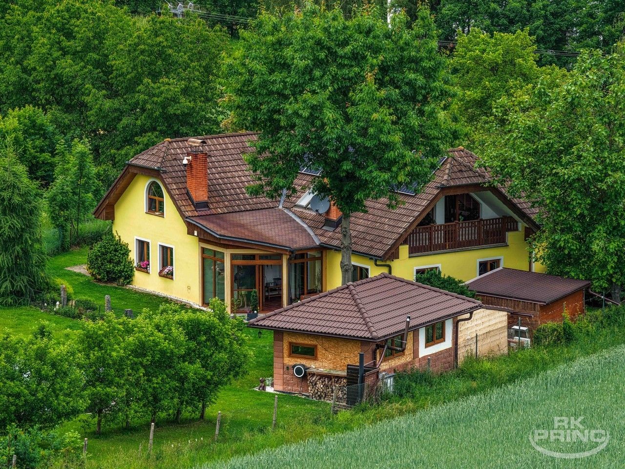 Prodej domu 220 m² - foto 1