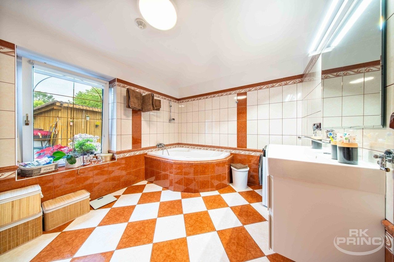 Prodej domu 220 m² - foto 10