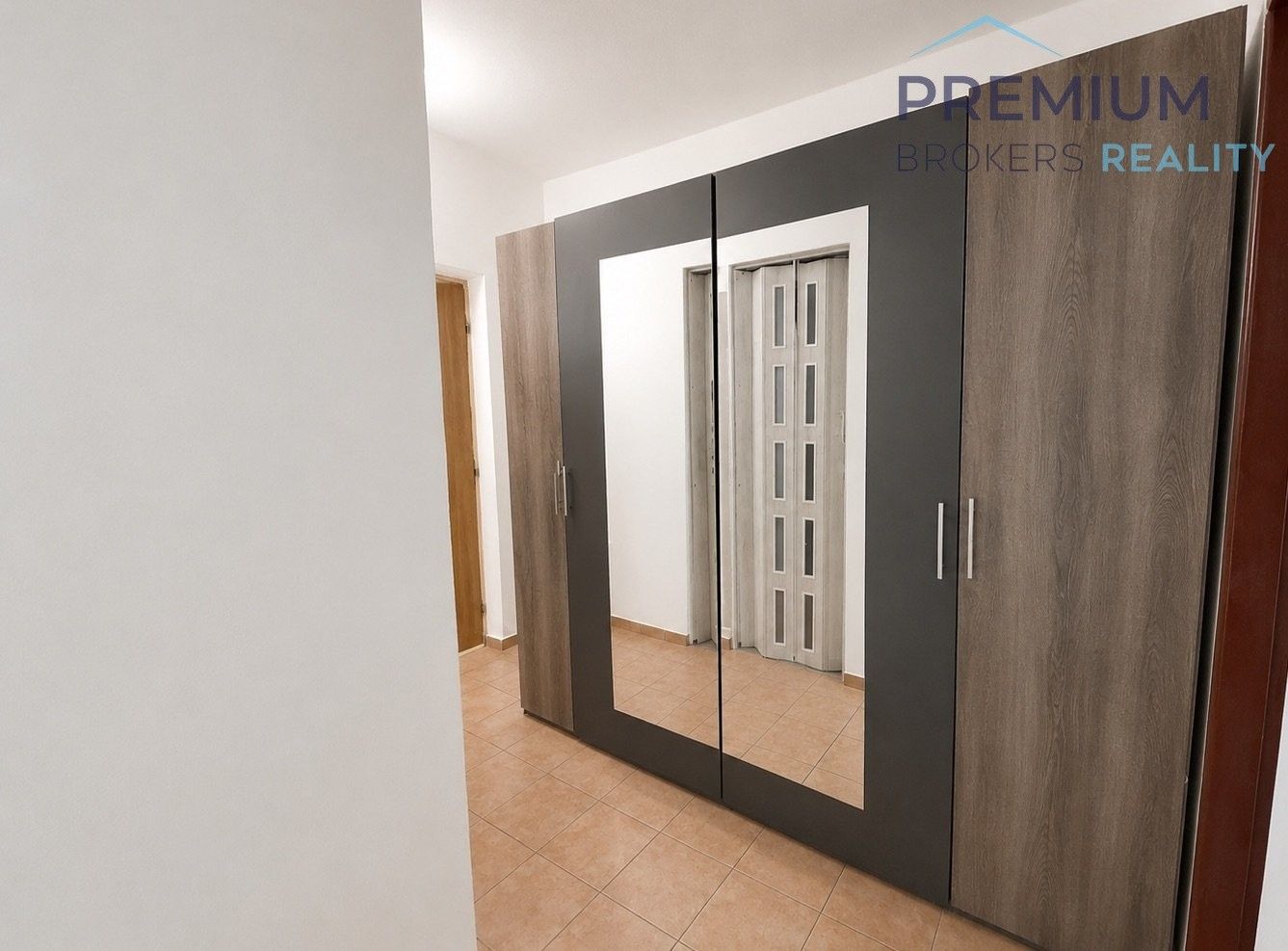 Pronájem bytu 2+kk 40 m² - foto 8