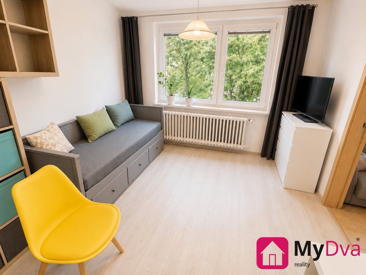 Prodej bytu 2+1 38 m² - foto 1