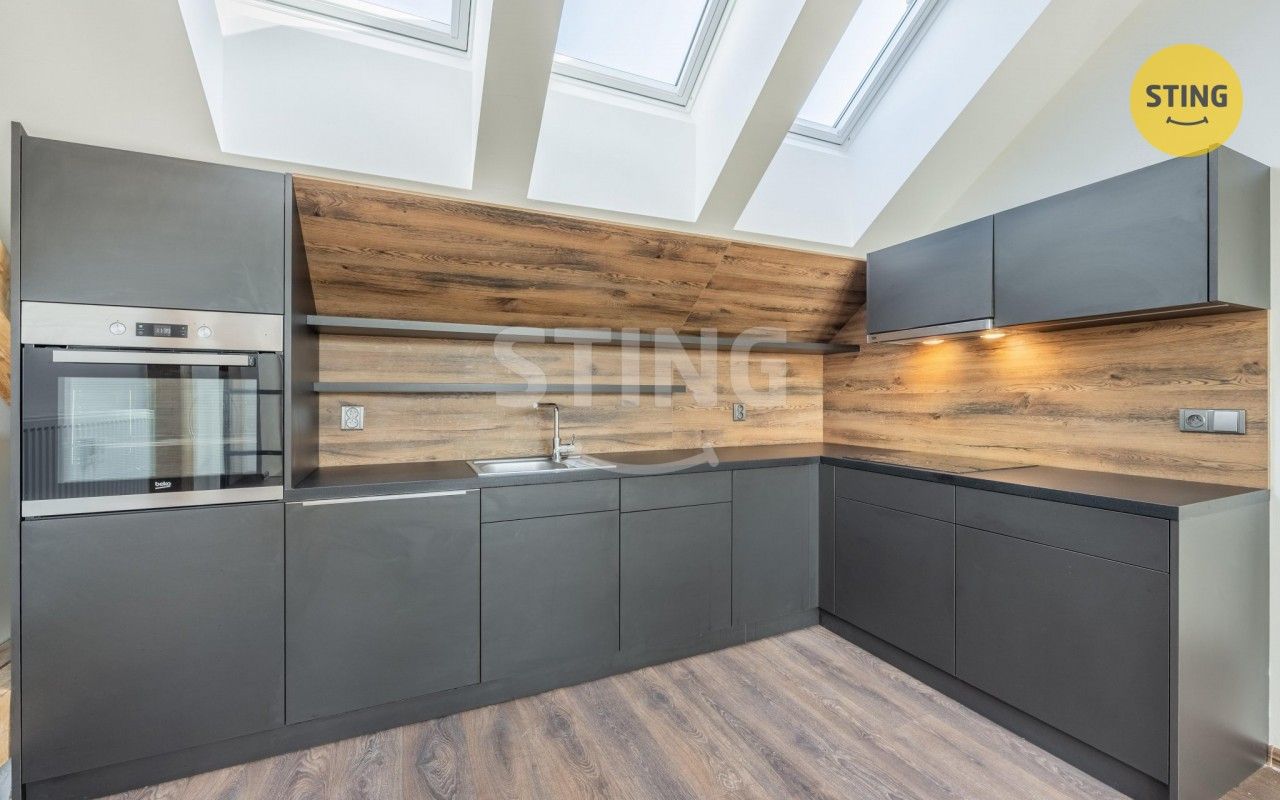 Prodej bytu 3+kk 77 m² - foto 8