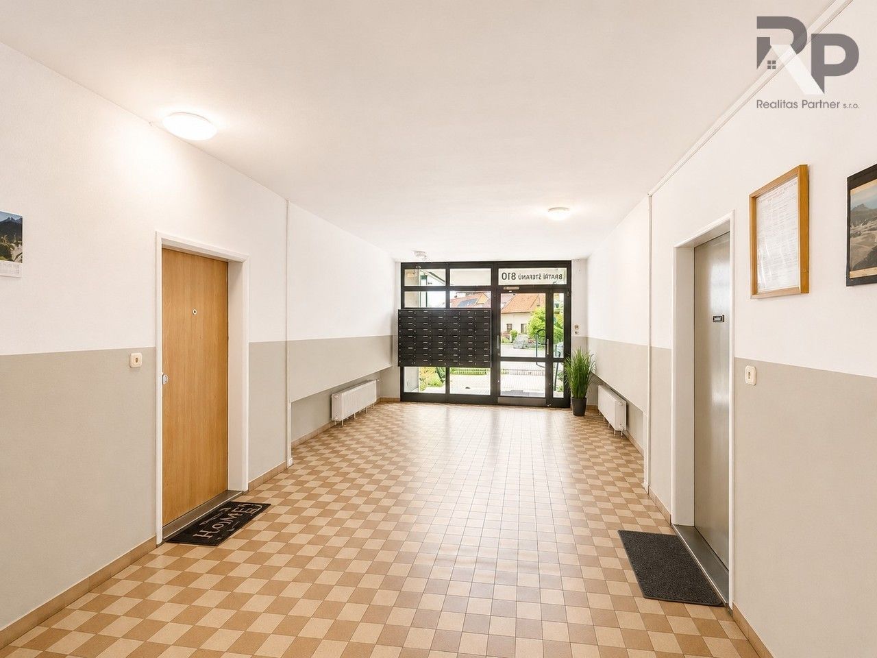 Pronájem bytu 3+1 73 m² - foto 14