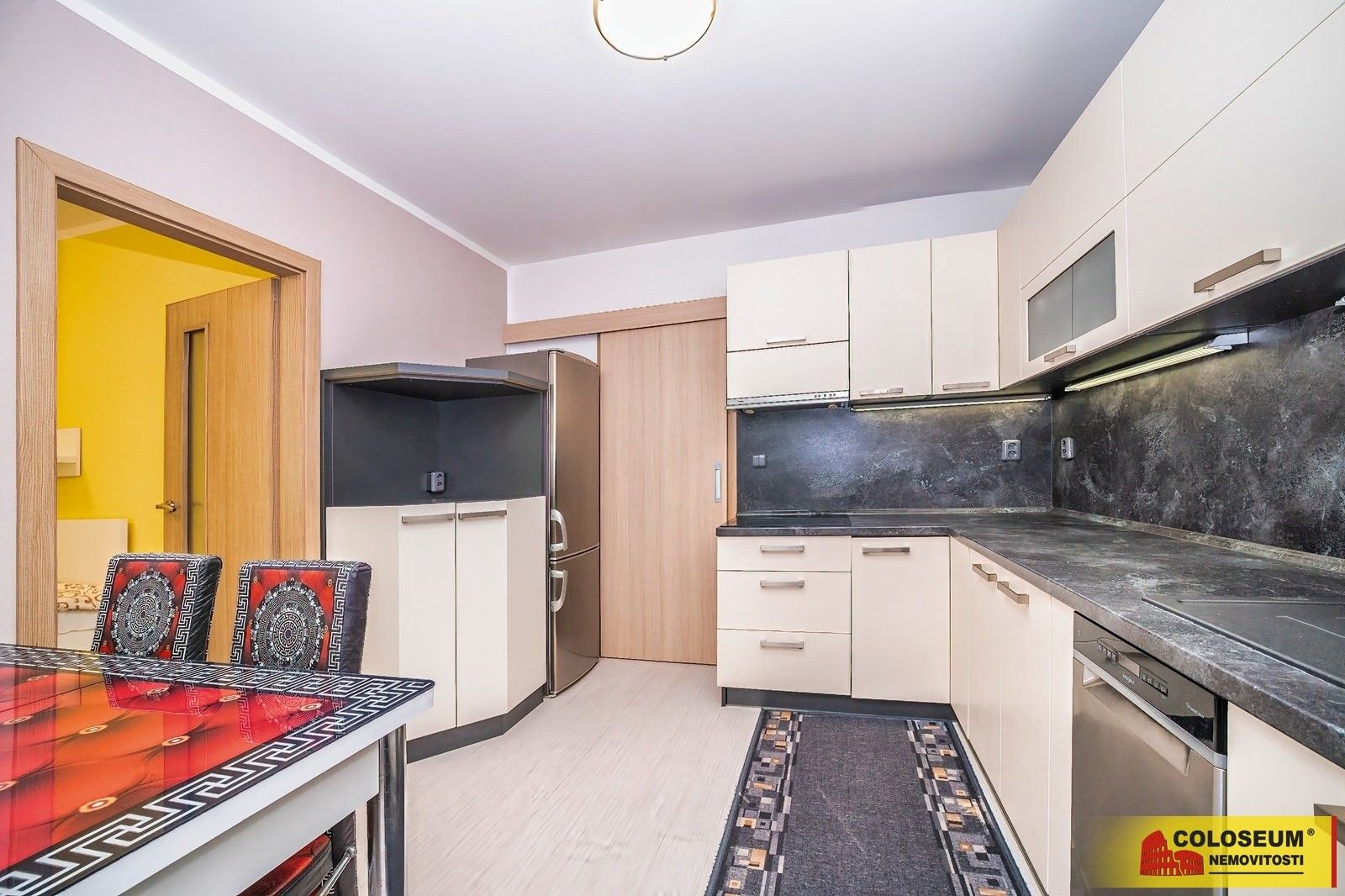 Prodej bytu 3+1 65 m² - foto 4