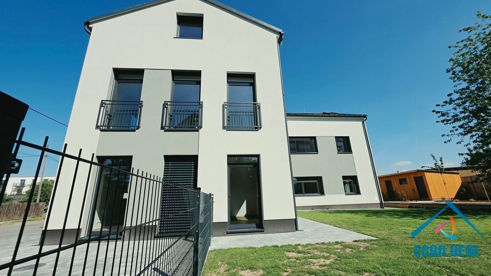 Pronájem komerčního prostoru 551 m² - foto 24