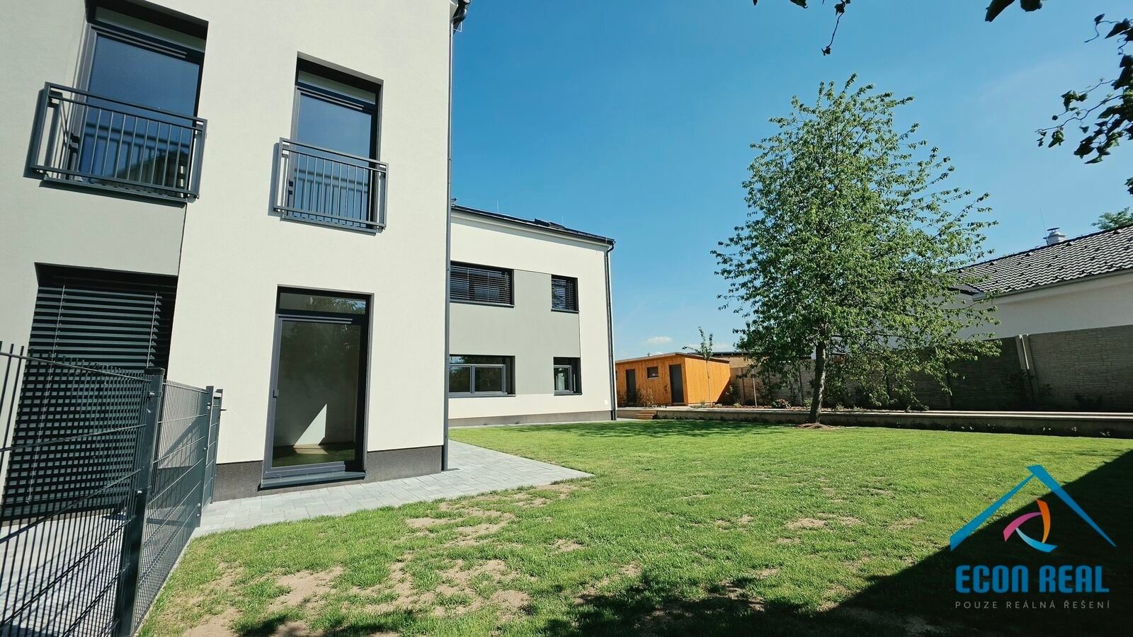 Pronájem komerčního prostoru 551 m² - foto 23