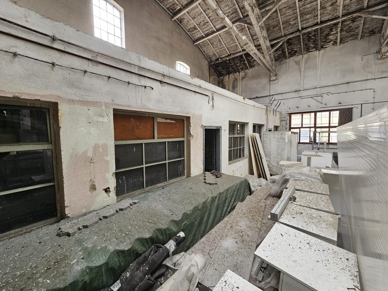 Prodej komerčního prostoru 3085 m² - foto 9