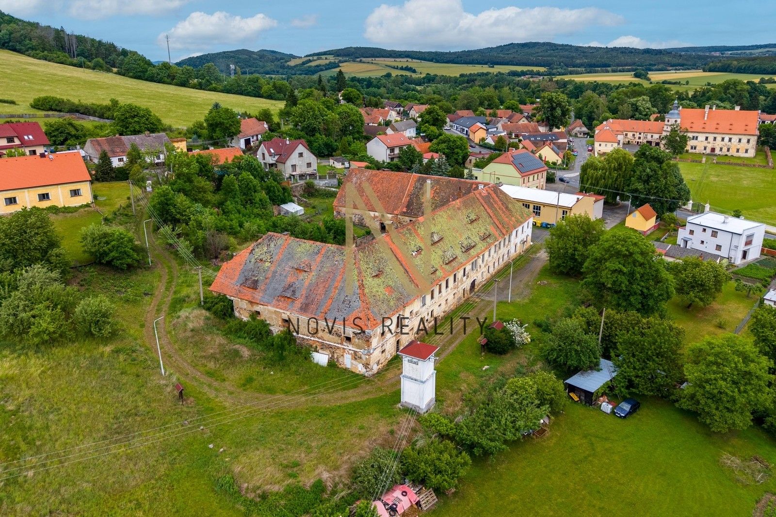Prodej domu 1400 m² - foto 5