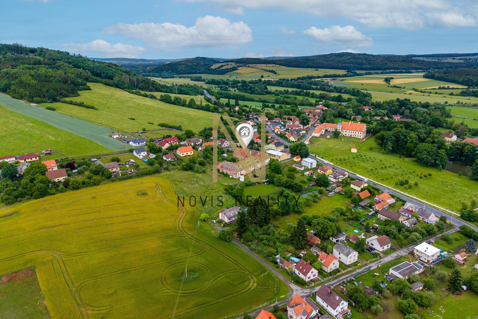 Prodej domu 1400 m² - foto 11