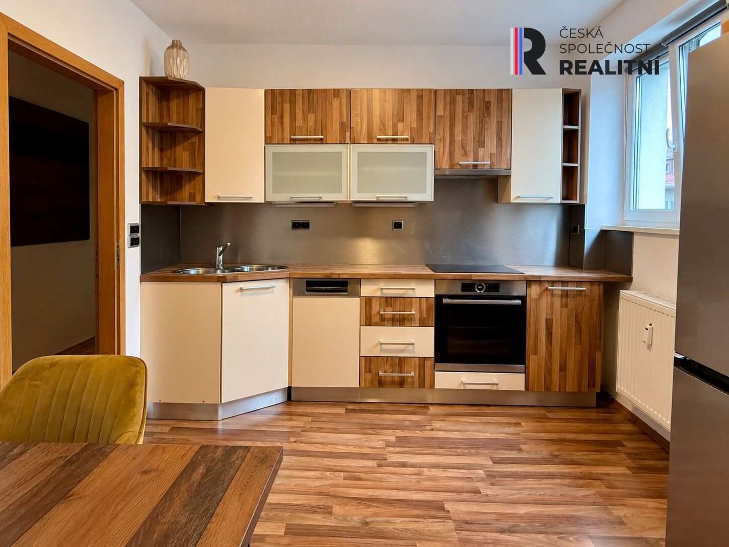 Pronájem bytu 2+1 57 m² - foto 1