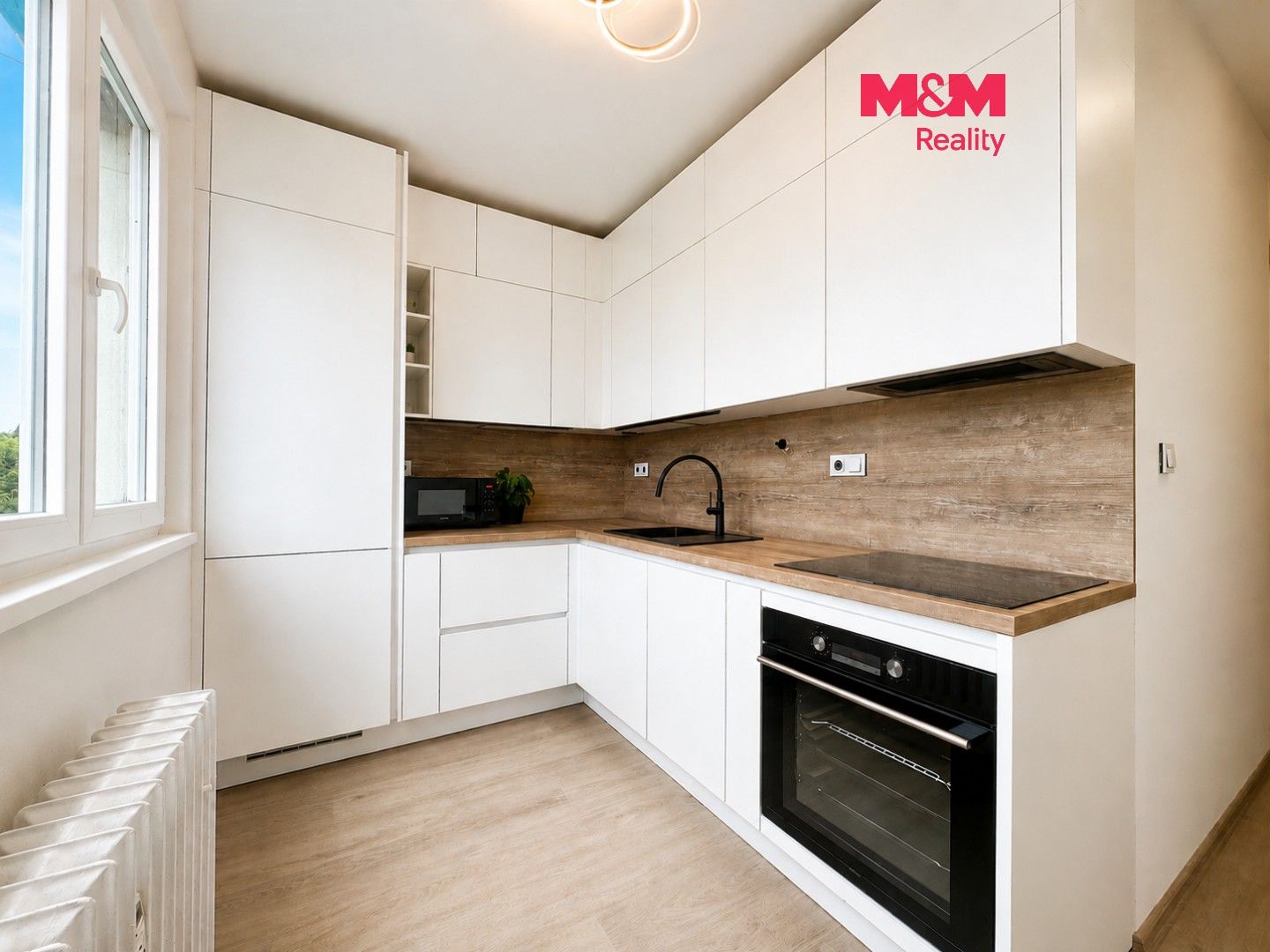 Prodej bytu 2+1 53 m² - foto 1