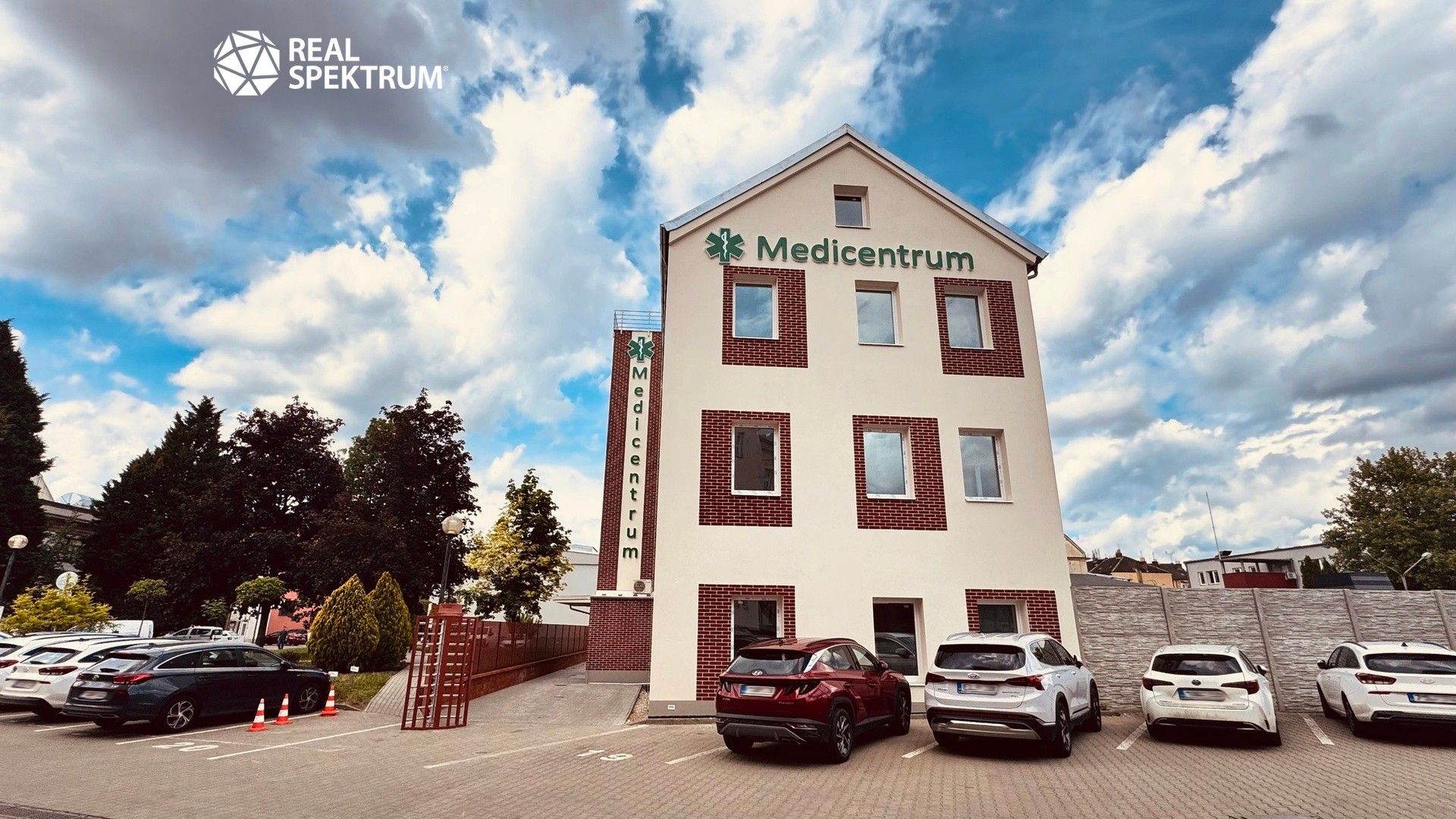 Pronájem nemovitosti 418 m² - foto 8