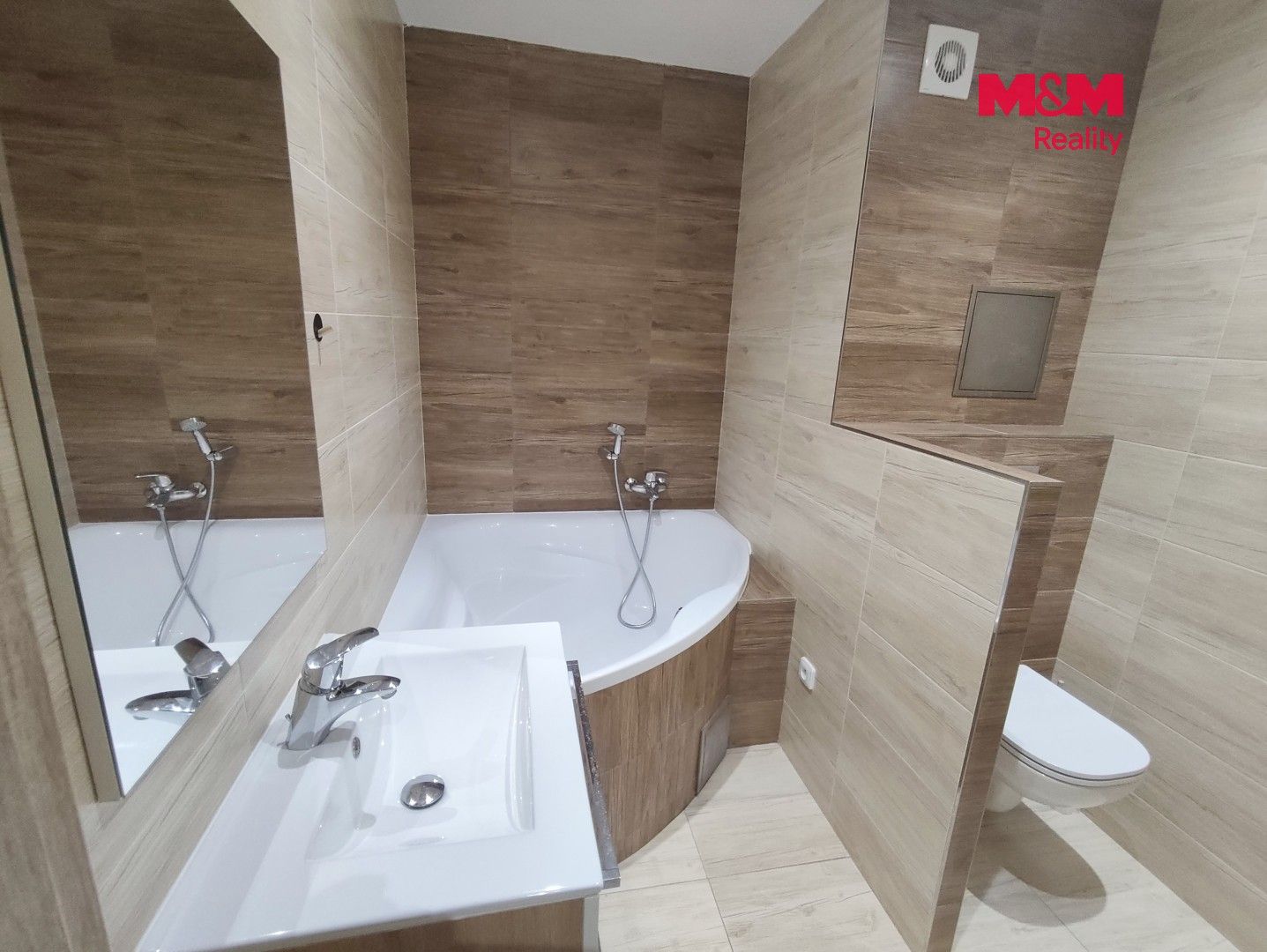Pronájem bytu 2+kk 44 m² - foto 5