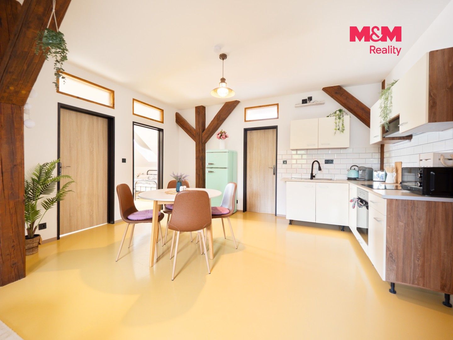 Pronájem bytu 3+kk 72 m² - foto 2
