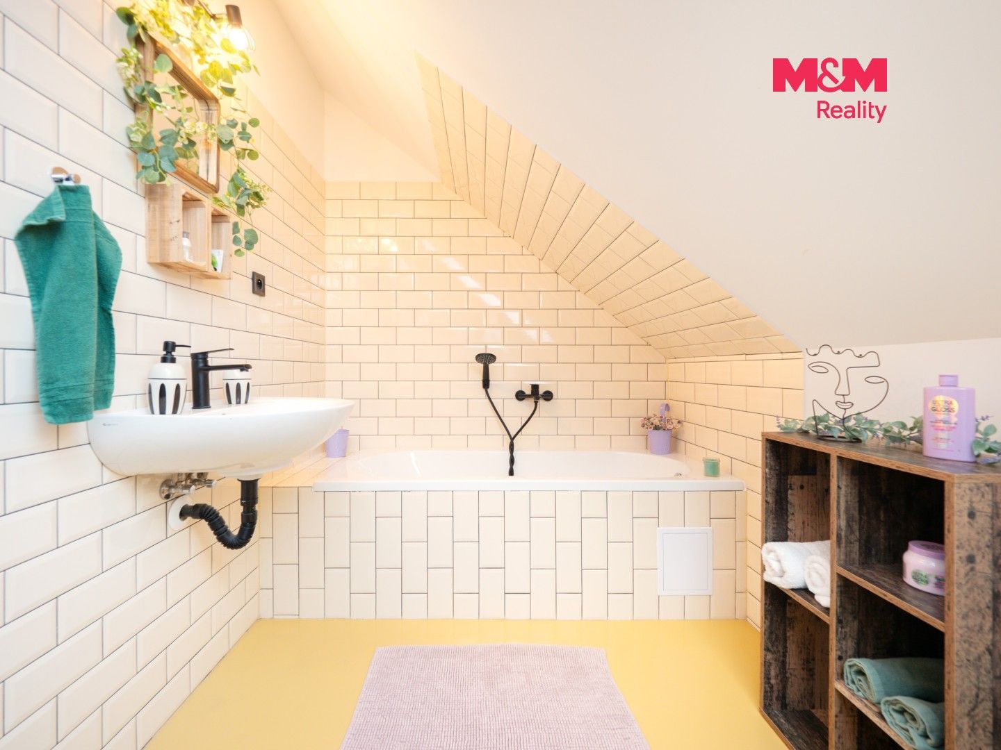 Pronájem bytu 3+kk 72 m² - foto 10