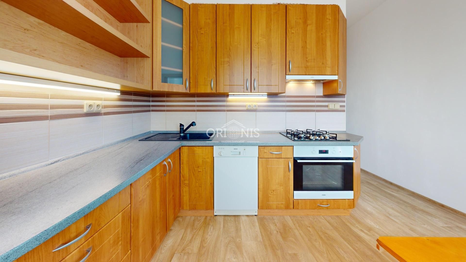Prodej bytu 4+1 76 m² - foto 2