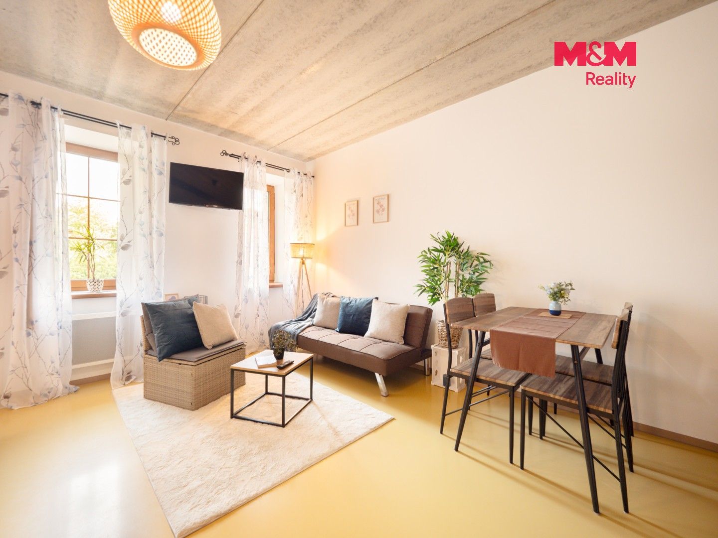 Pronájem bytu 1+kk 34 m² - foto 2