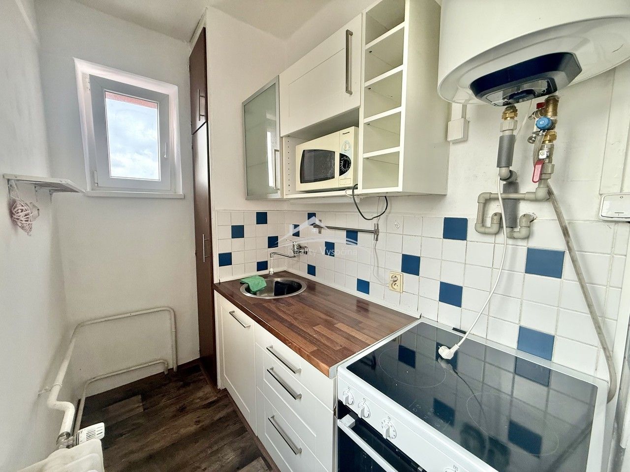 Pronájem bytu 1+1 28 m² - foto 2